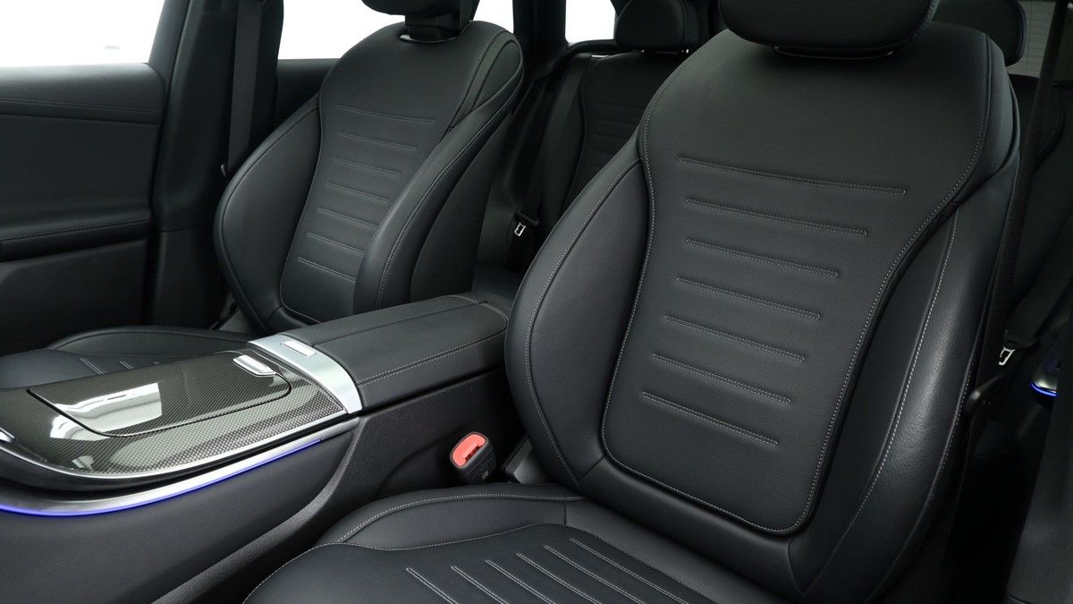 Mercedes-Benz GLC Image 4