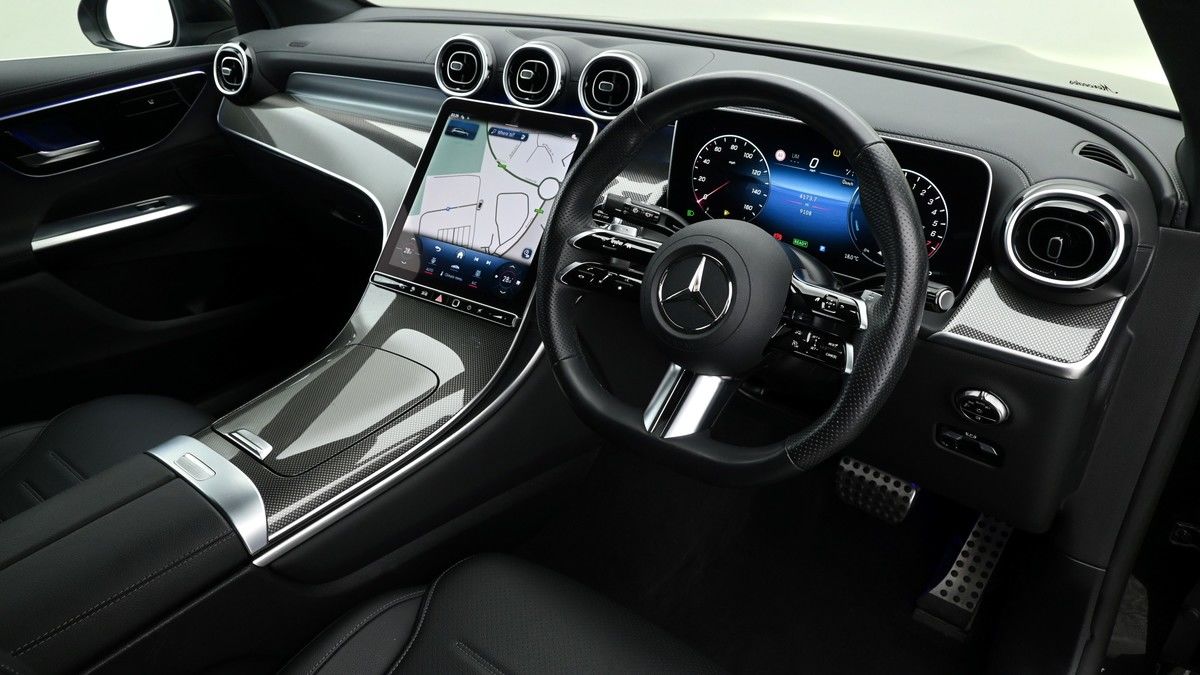 Mercedes-Benz GLC Image 2