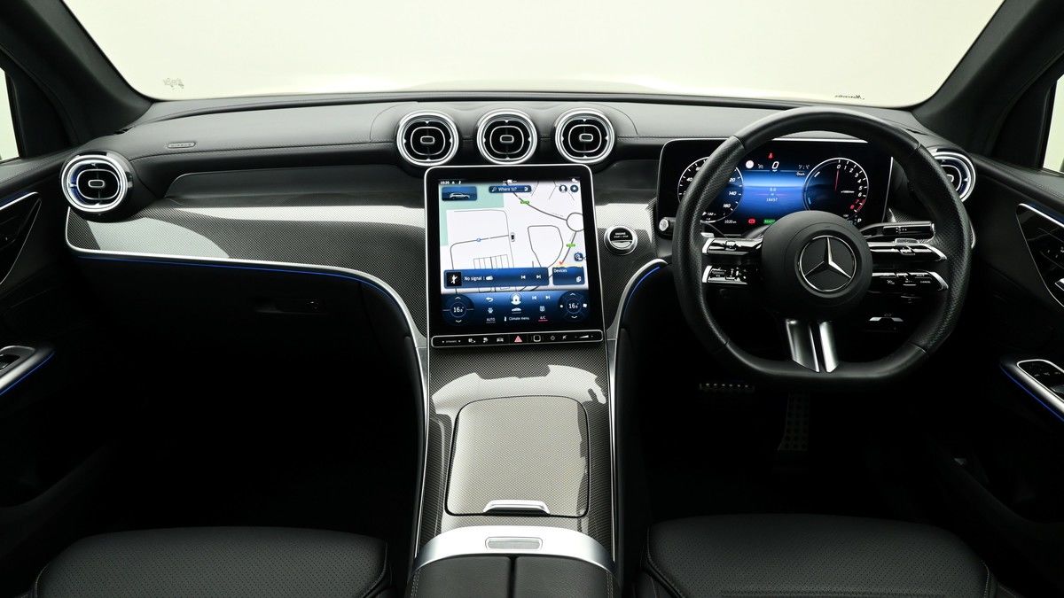 Mercedes-Benz GLC Image 14