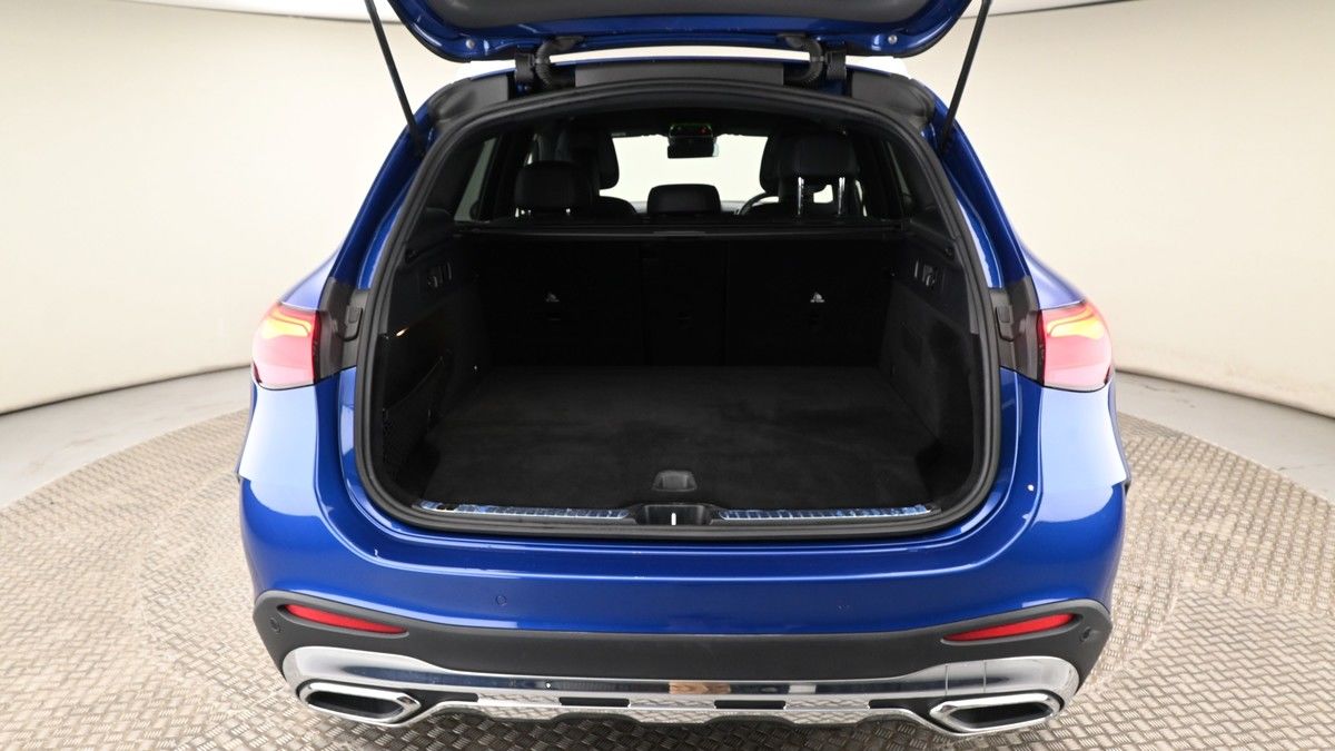 Mercedes-Benz GLC Image 10