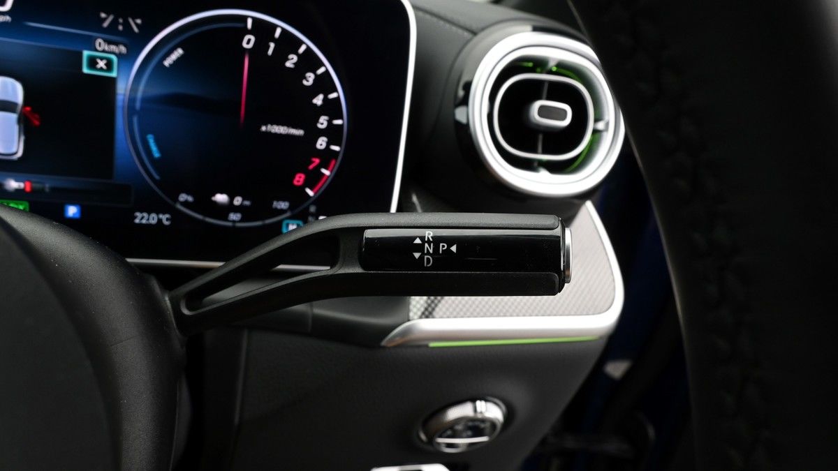 Mercedes-Benz GLC Image 2