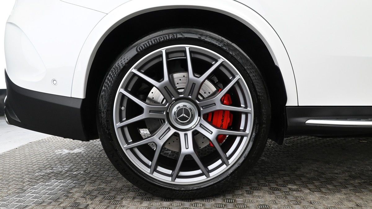 Mercedes-Benz GLC Image 9
