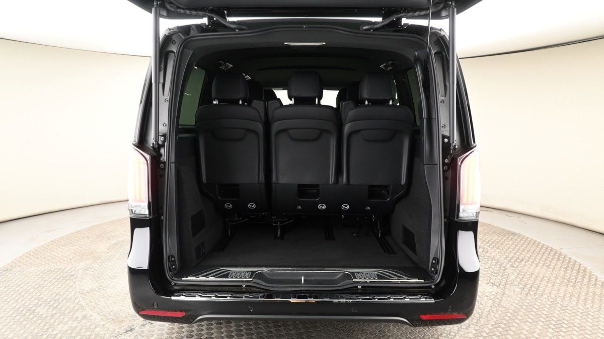 Mercedes-Benz V Class Image 10