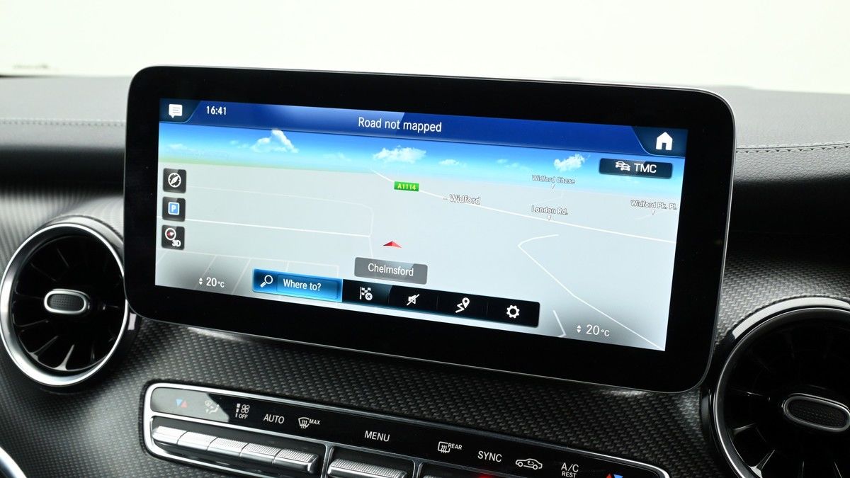 Mercedes-Benz V Class Image 11