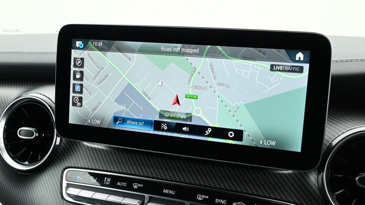 Mercedes-Benz V Class Image 11