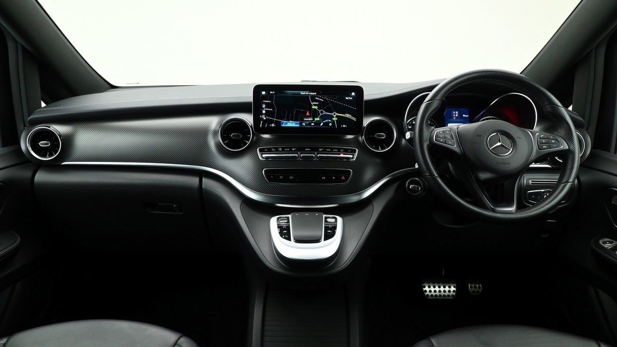Mercedes-Benz V Class Image 13
