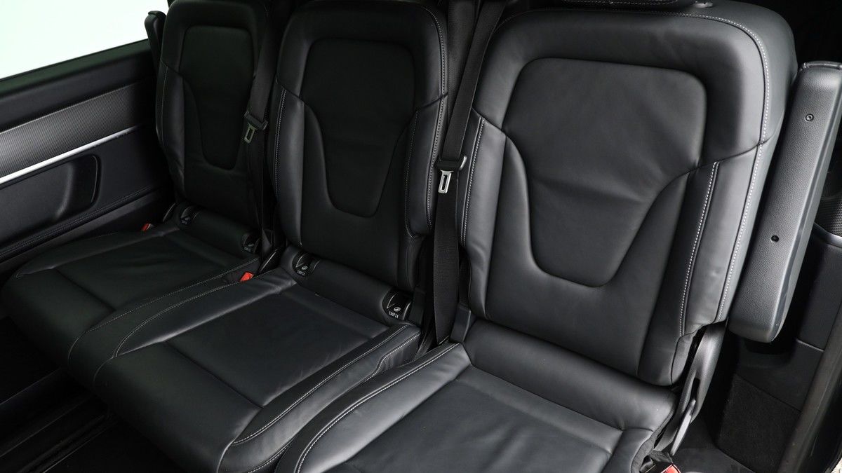 Mercedes-Benz V Class Image 4