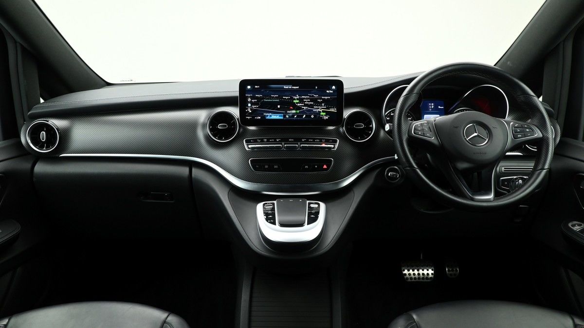 Mercedes-Benz V Class Image 13