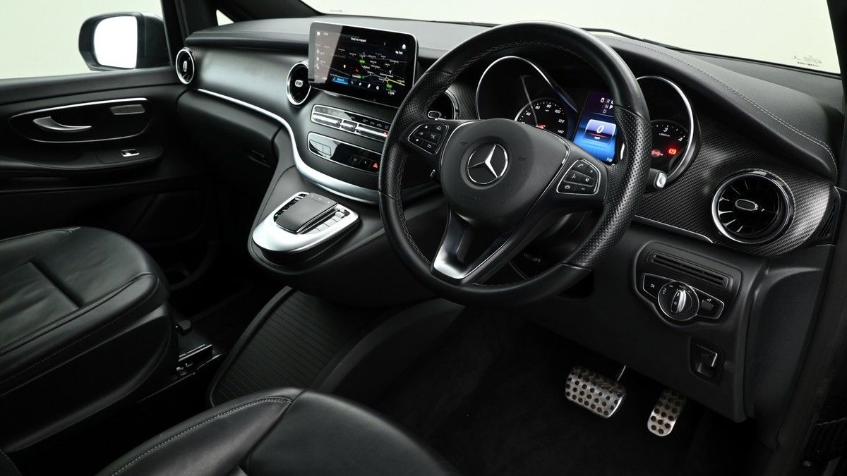 Mercedes-Benz V Class Image 2