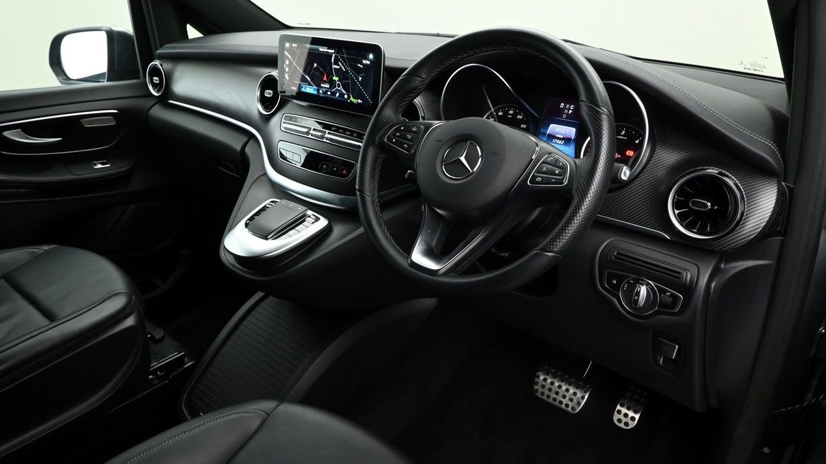 Mercedes-Benz V Class Image 2