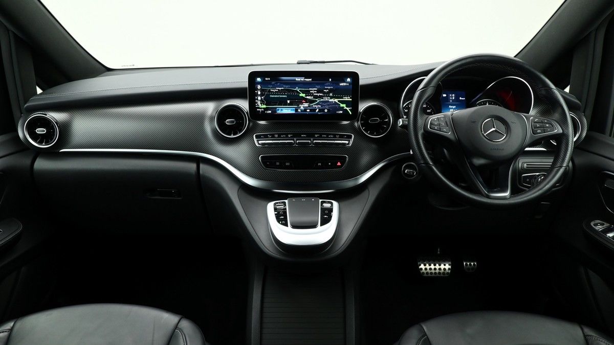 Mercedes-Benz V Class Image 13