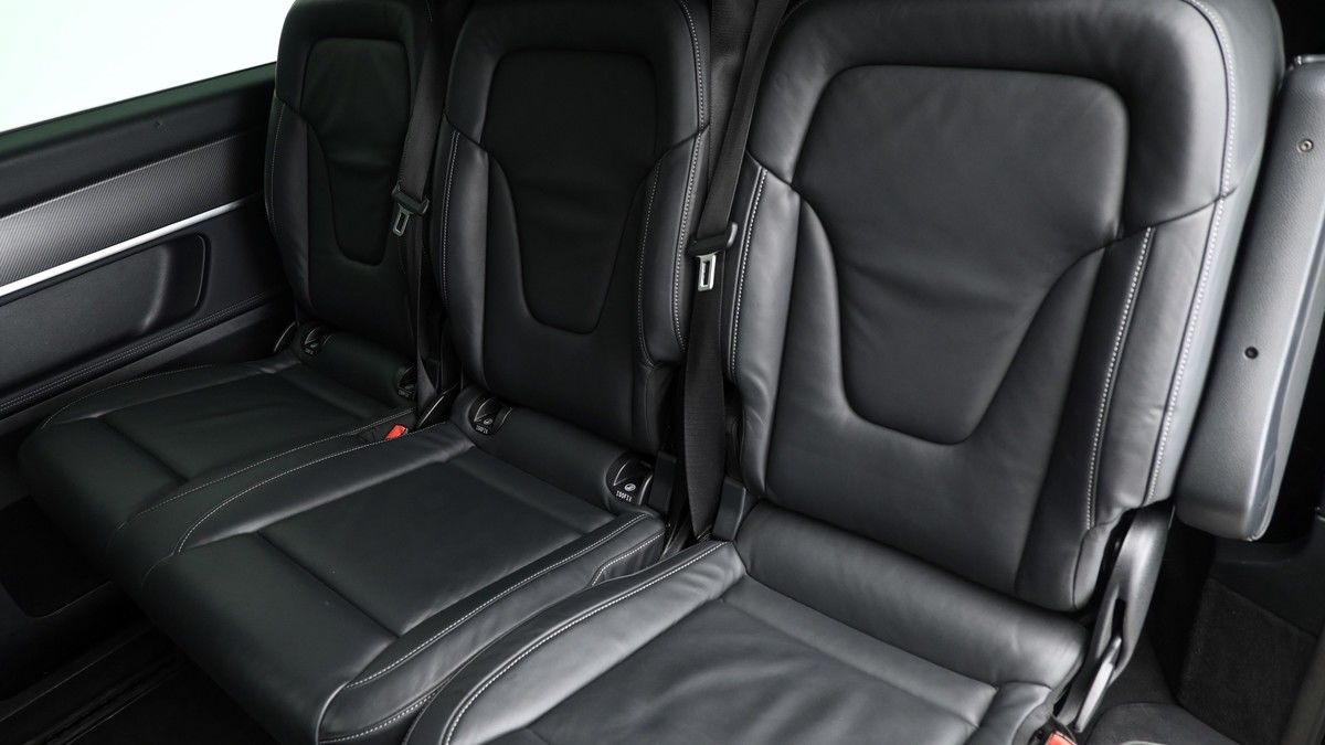 Mercedes-Benz V Class Image 4