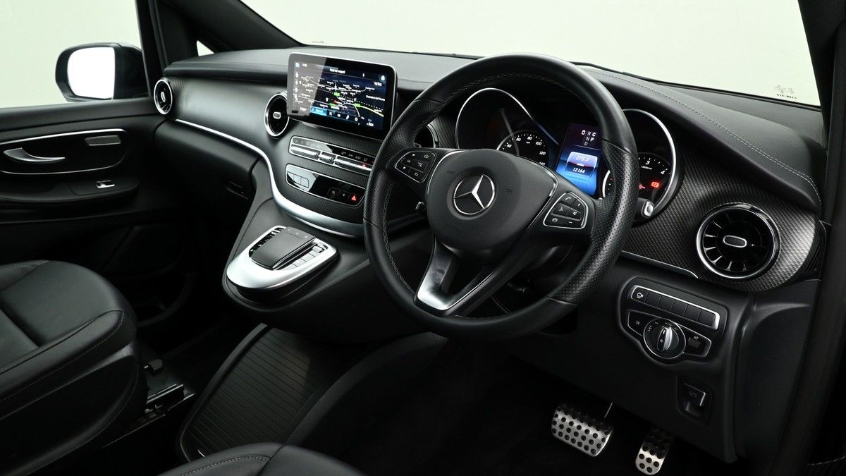 Mercedes-Benz V Class Image 2