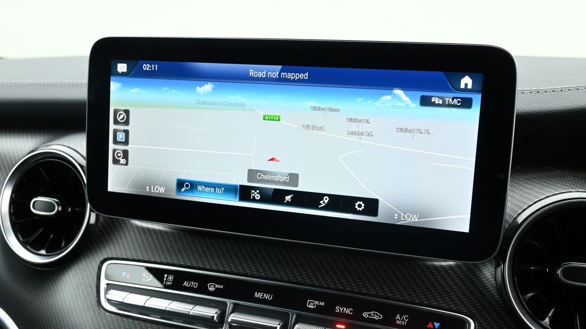 Mercedes-Benz V Class Image 11