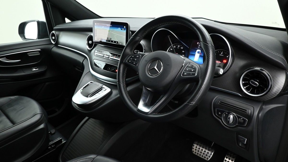 Mercedes-Benz V Class Image 3