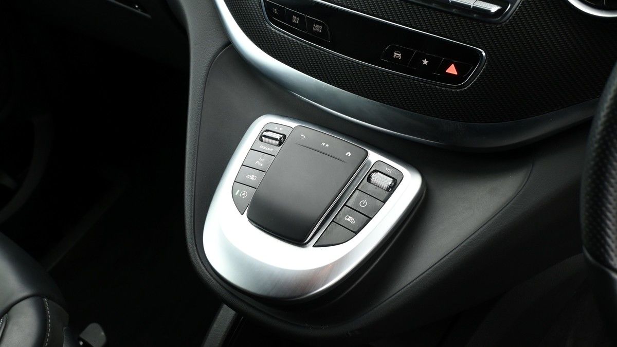 Mercedes-Benz V Class Image 2