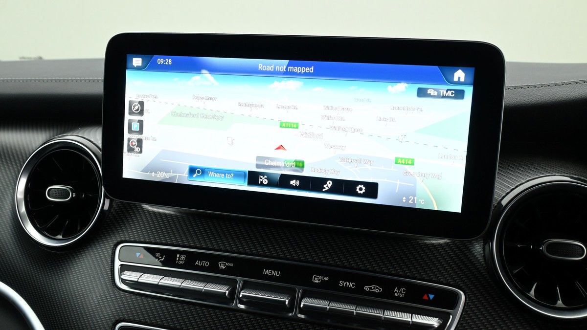 Mercedes-Benz V Class Image 11