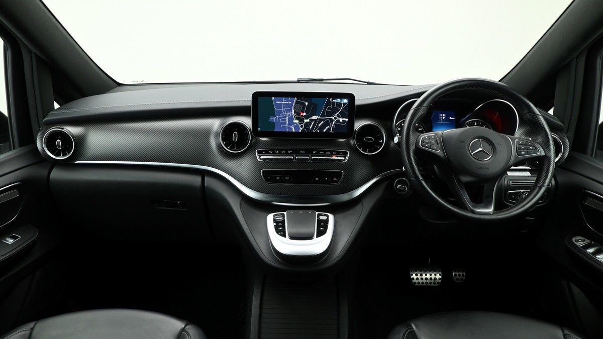 Mercedes-Benz V Class Image 14
