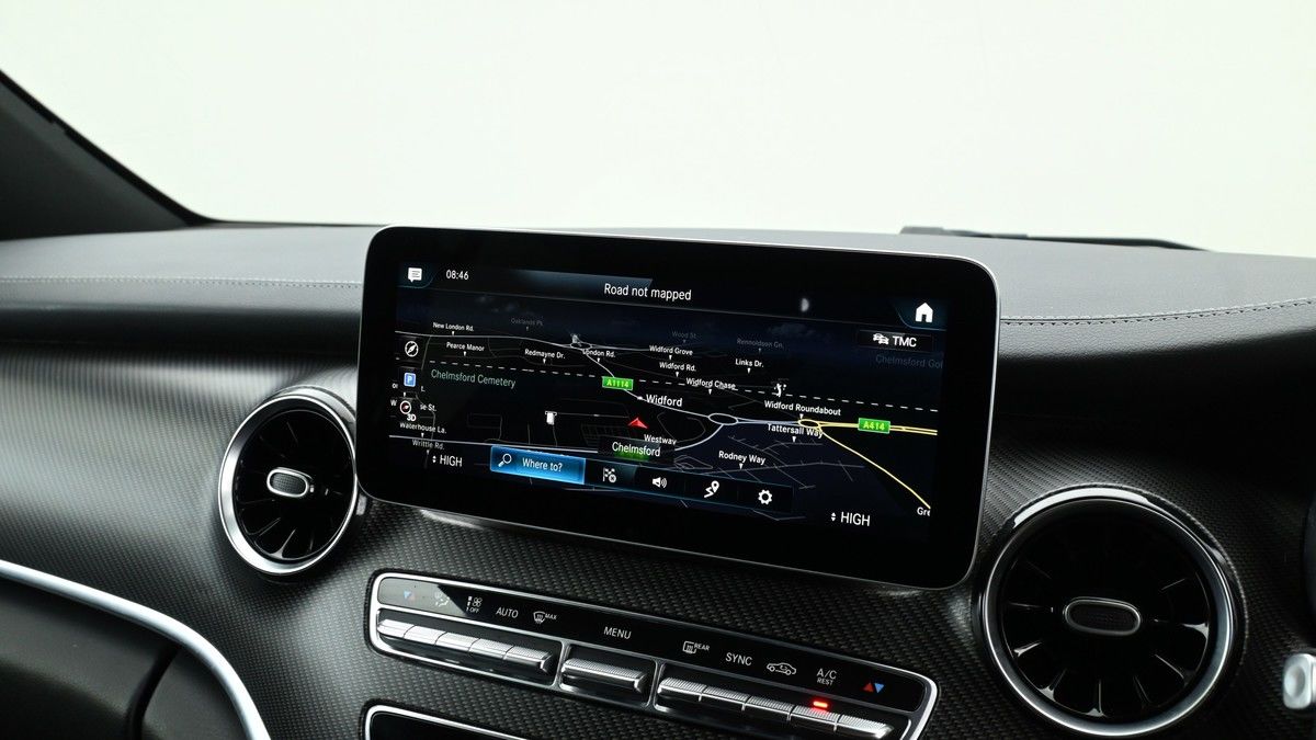 Mercedes-Benz V Class Image 10