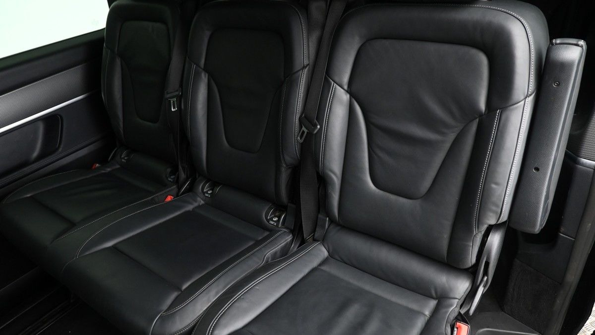 Mercedes-Benz V Class Image 4