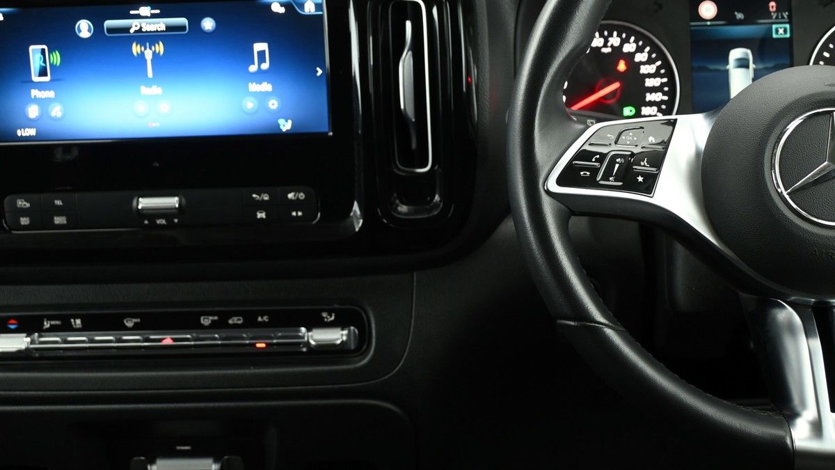 Mercedes-Benz Vito Image 15