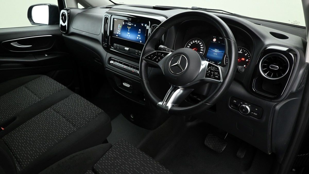 Mercedes-Benz Vito Image 2