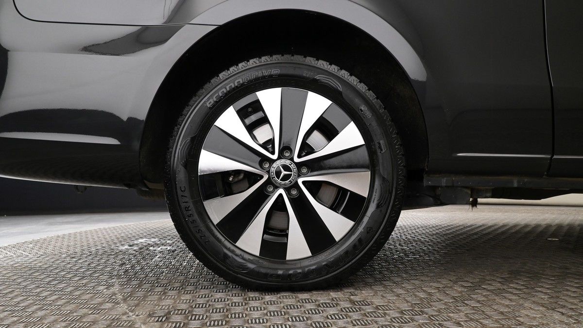 Mercedes-Benz Vito Image 8