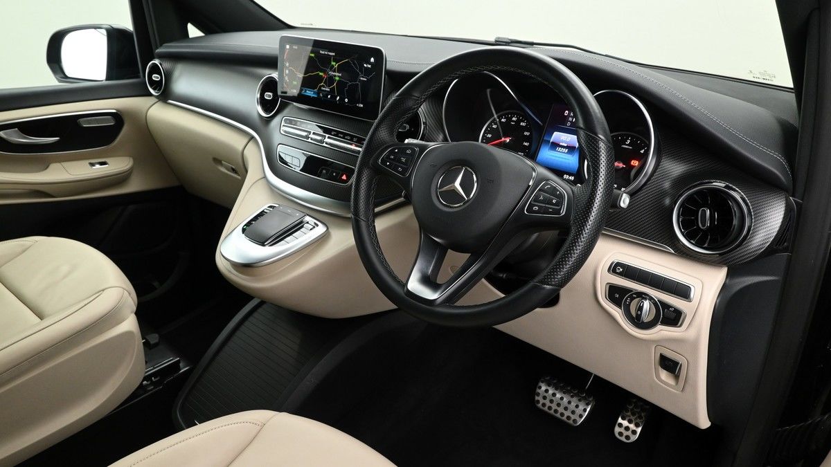 Mercedes-Benz V Class Image 2