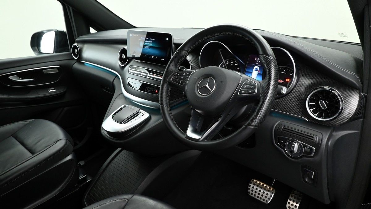 Mercedes-Benz V Class Image 3