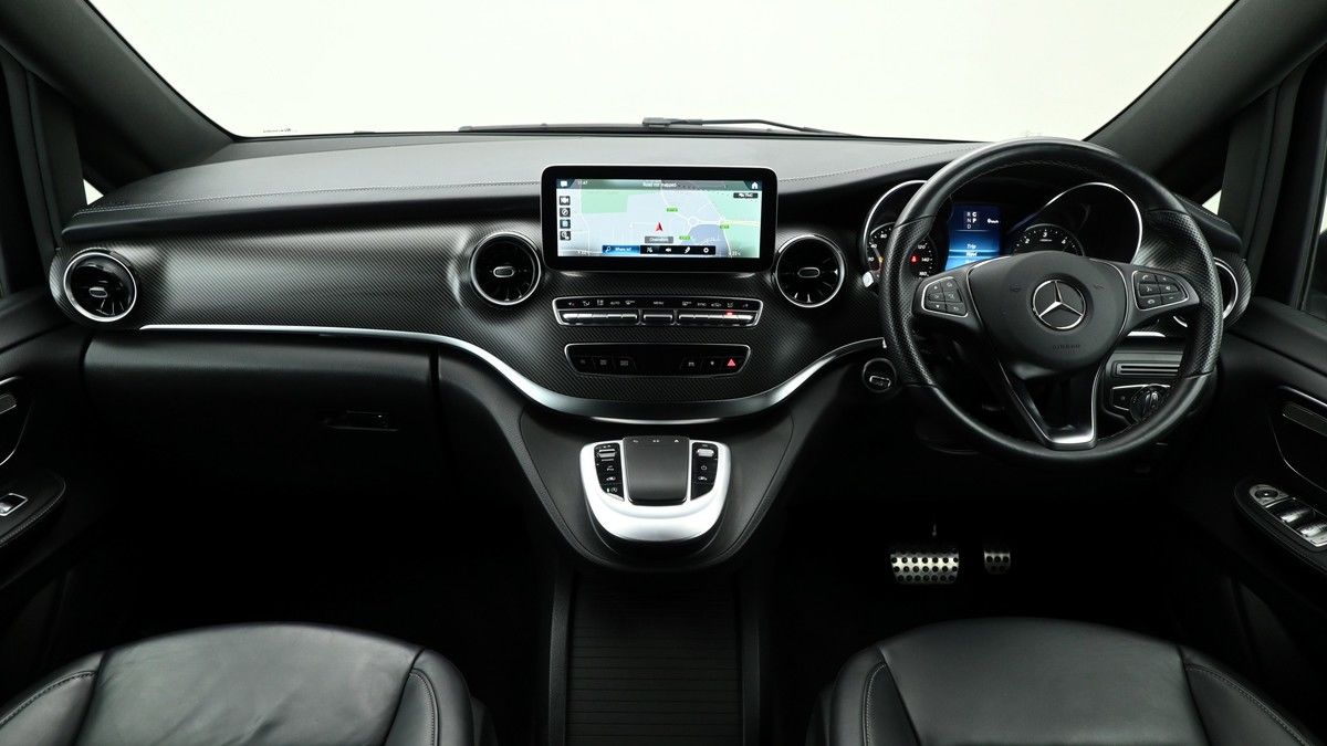 Mercedes-Benz V Class Image 14