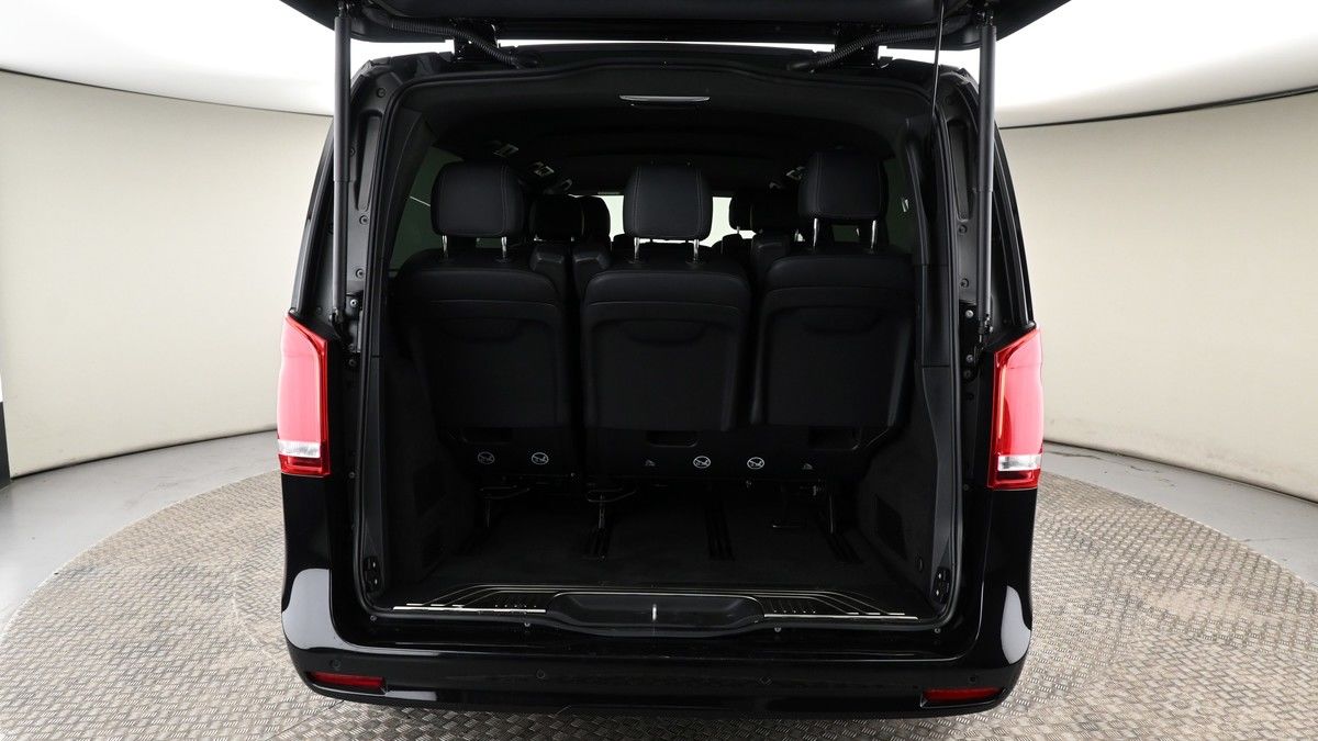 Mercedes-Benz V Class Image 10
