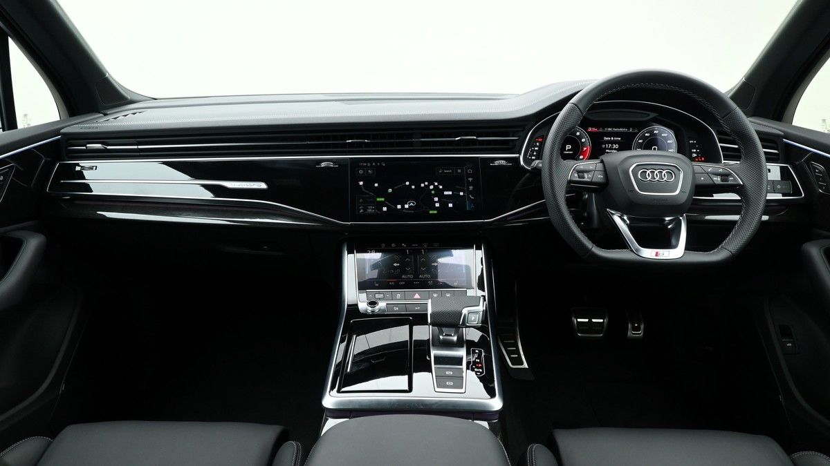 Audi SQ7 Image 13