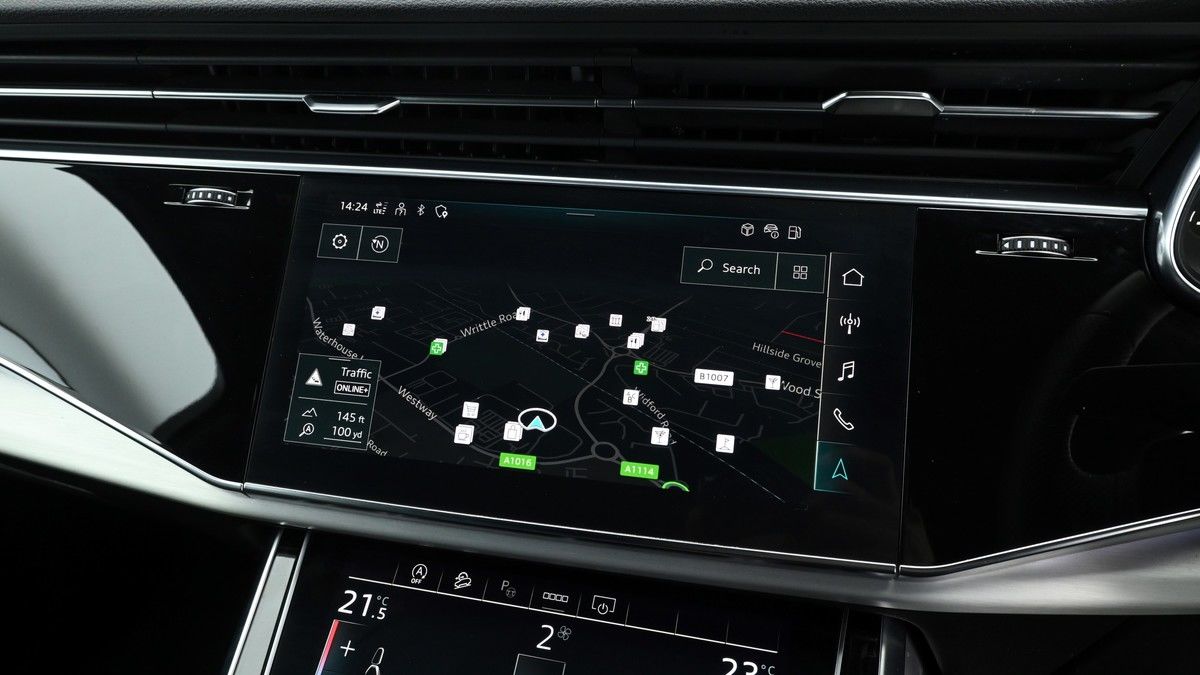 Audi Q7 Image 11