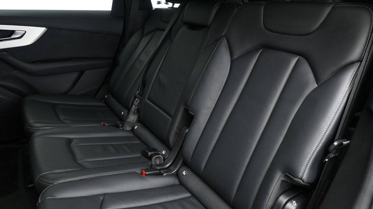 Audi Q7 Image 5