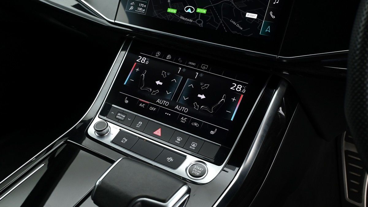 Audi Q7 Image 11
