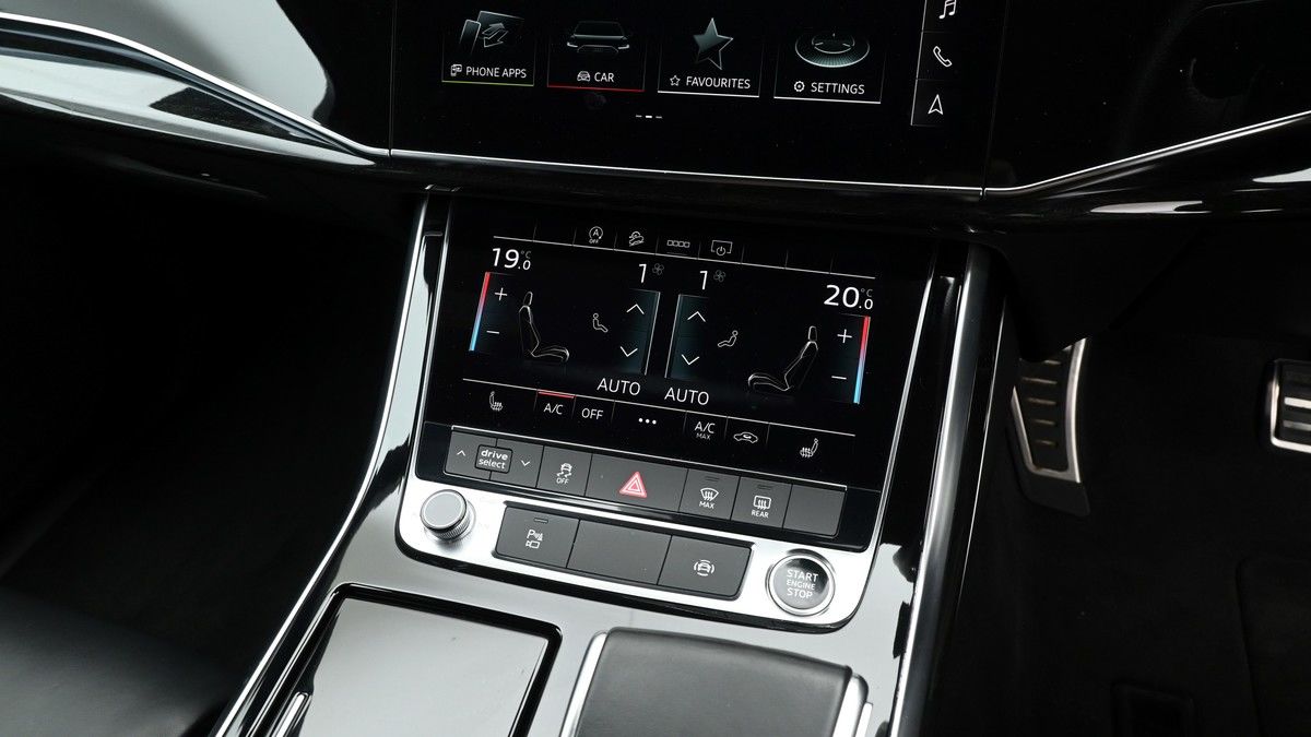 Audi Q7 Image 12