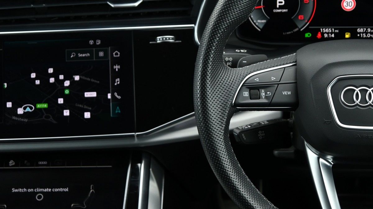 Audi Q7 Image 15