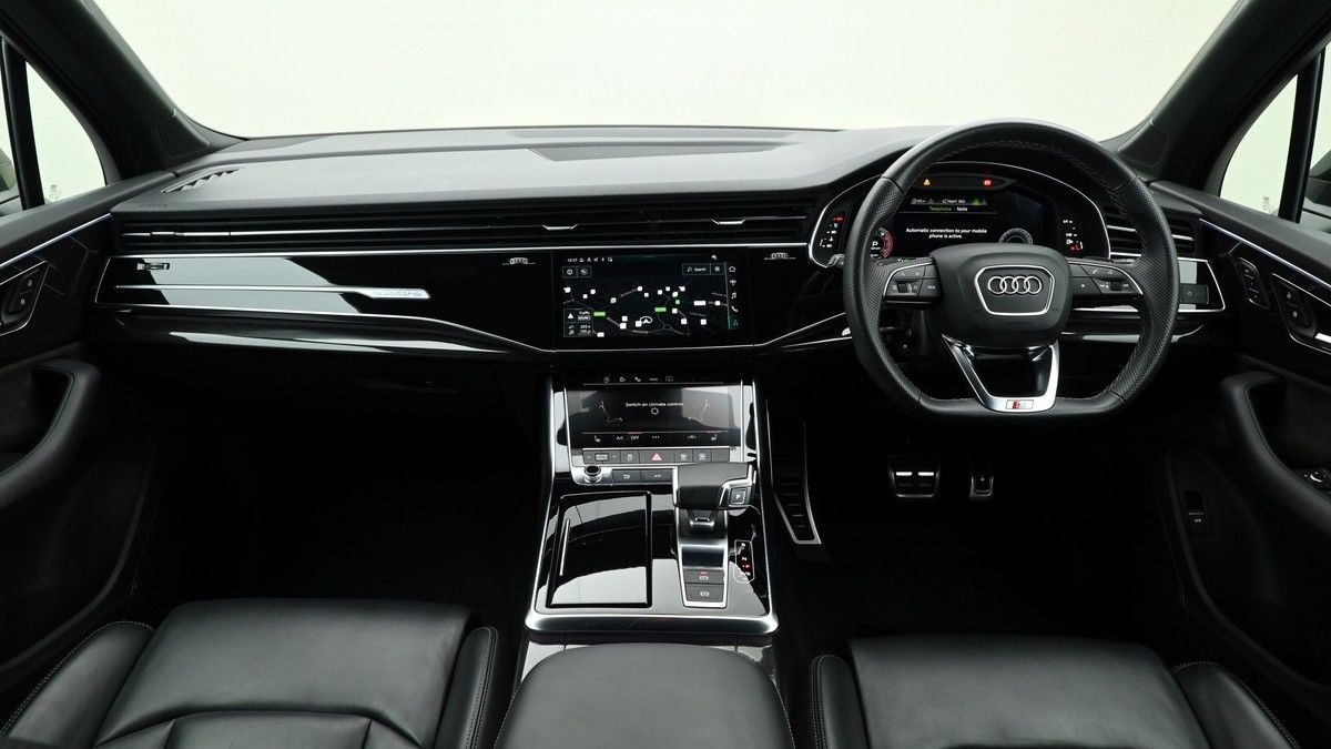 Audi Q7 Image 14