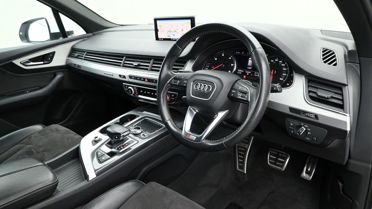Audi Q7 Image 3