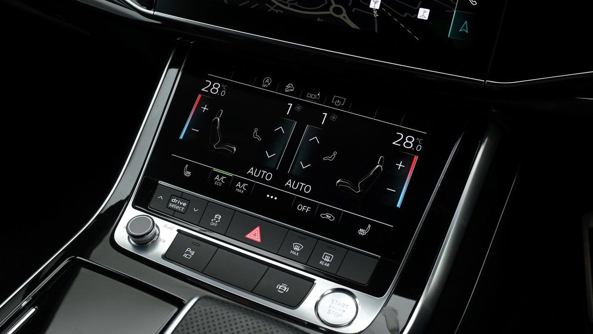 Audi Q7 Image 11