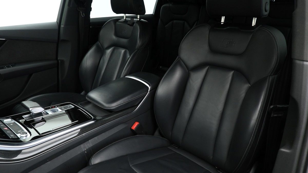 Audi Q7 Image 3