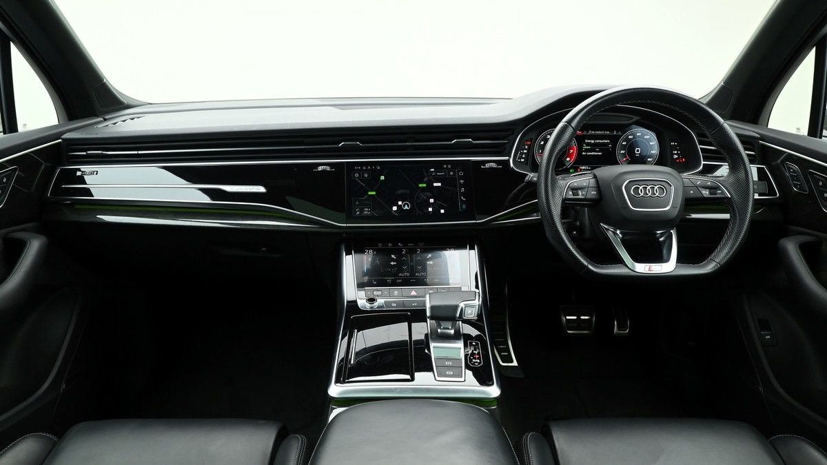 Audi Q7 Image 14