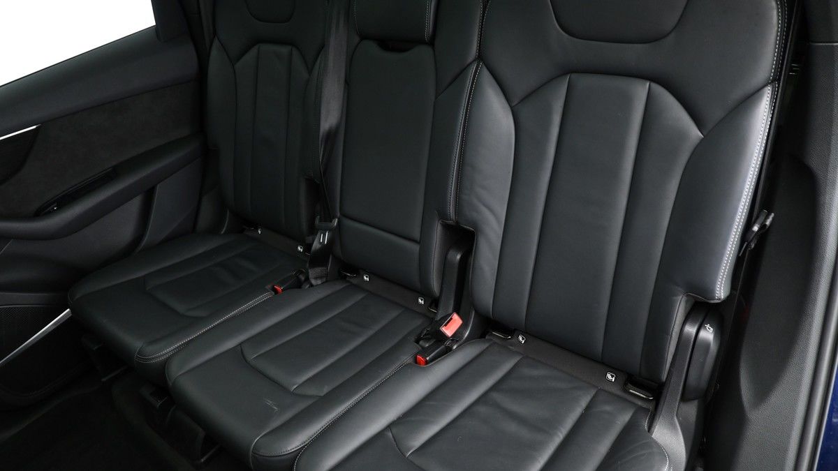 Audi Q7 Image 5