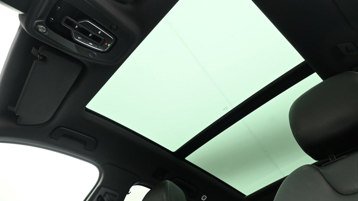 Audi Q7 Image 2
