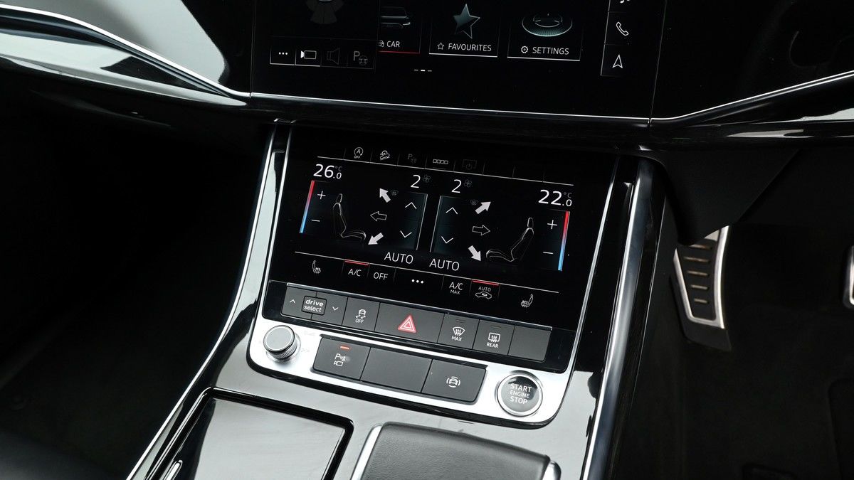 Audi Q7 Image 12