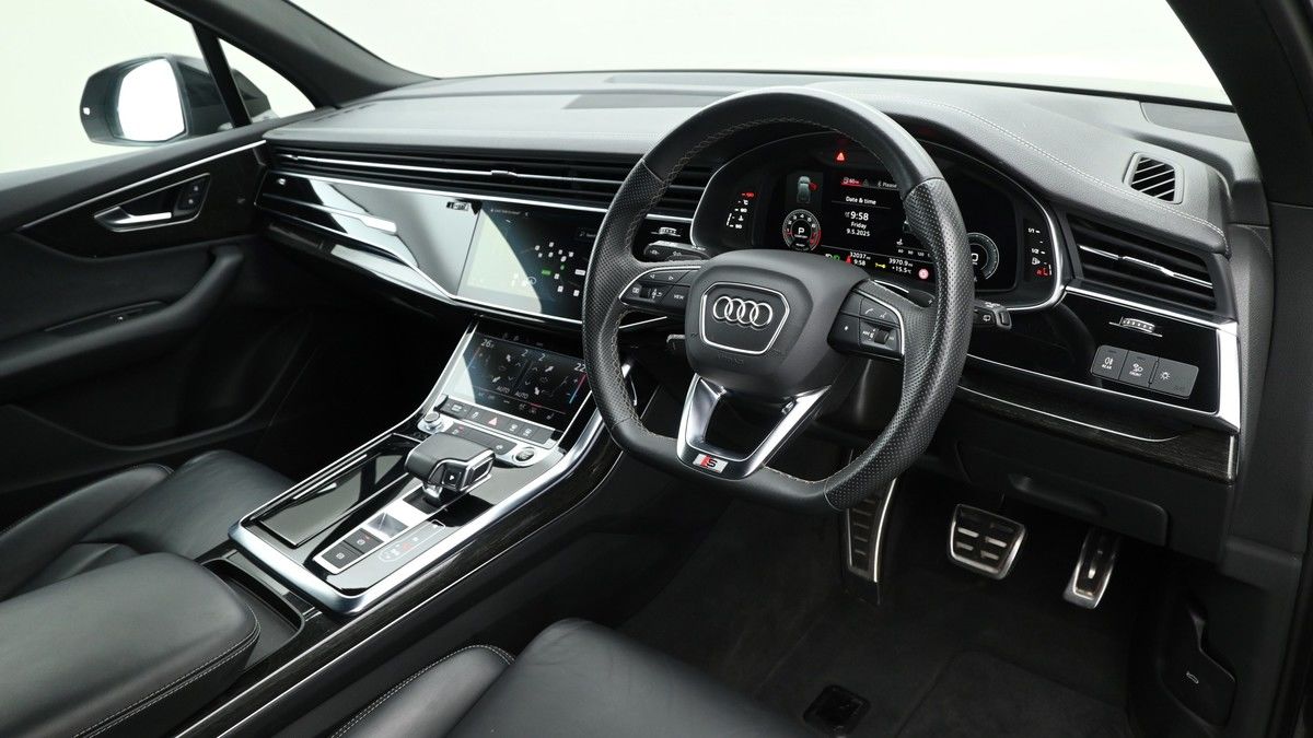 Audi Q7 Image 3