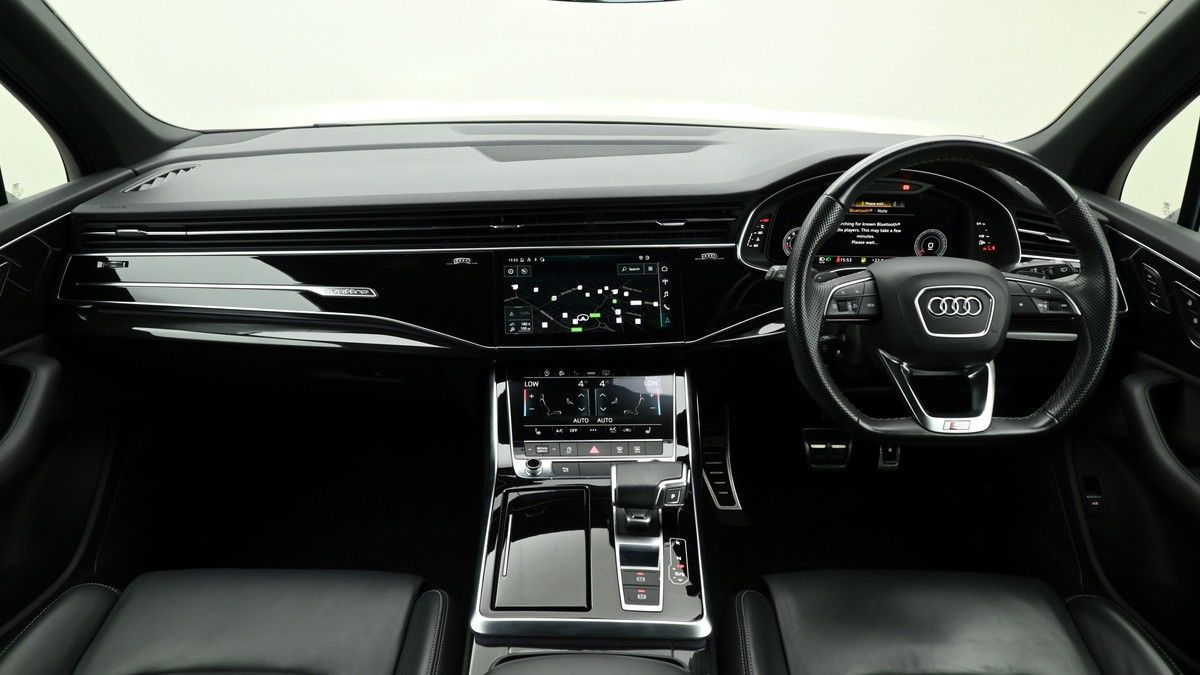 Audi Q7 Image 14