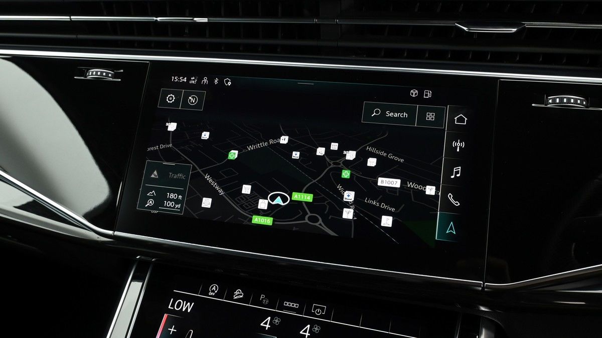 Audi Q7 Image 11