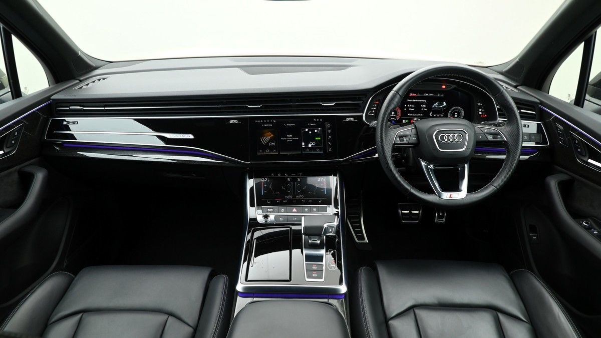 Audi Q7 Image 14