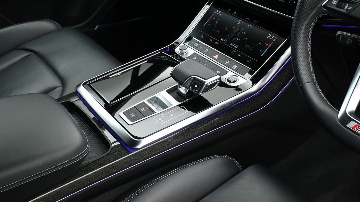 Audi Q7 Image 2